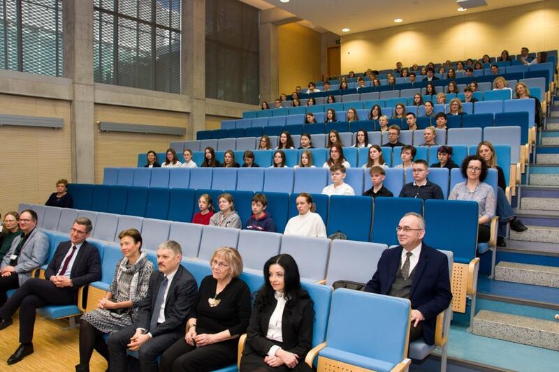 Powiększ obraz: Widok sali - widownia